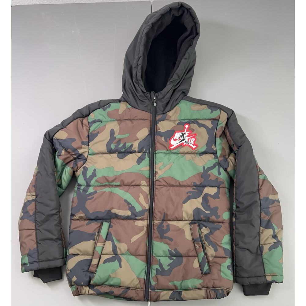 NIKE AIR Jordan Jumpman Classic Puffer Boys L (12-13) Green Camo Hooded Jacket